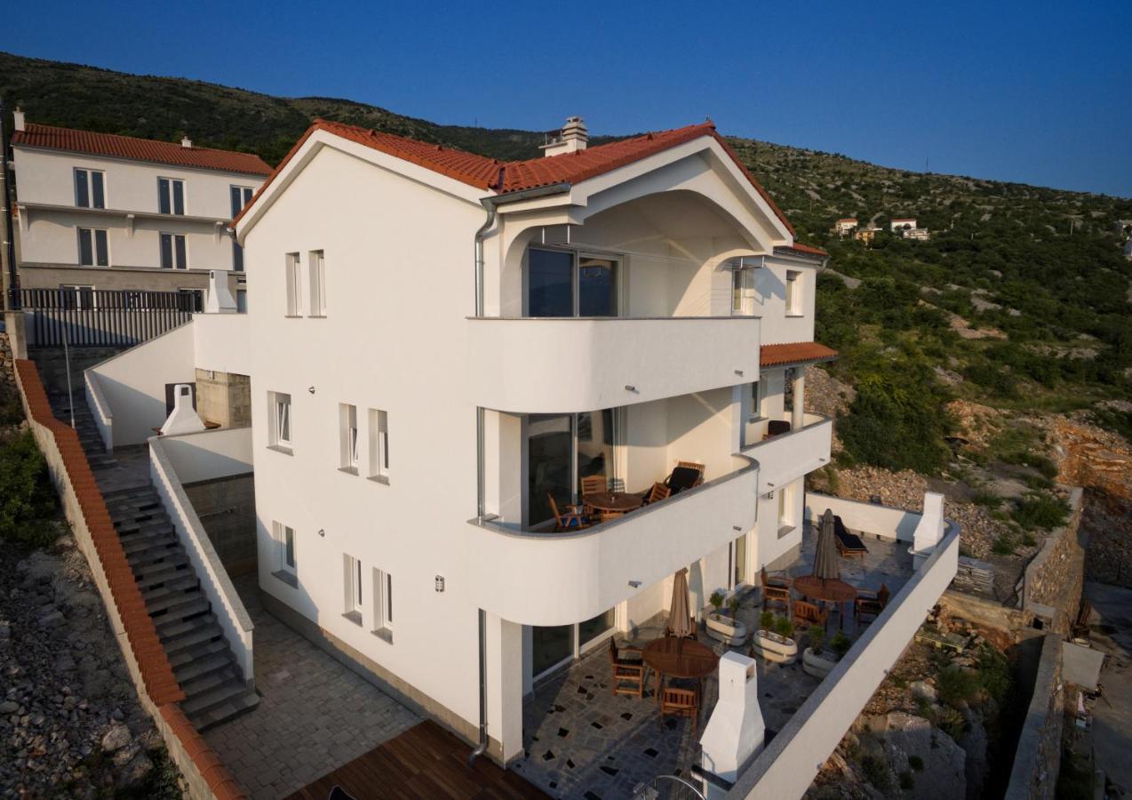 Apartments Maris Senj 2 Екстериор снимка