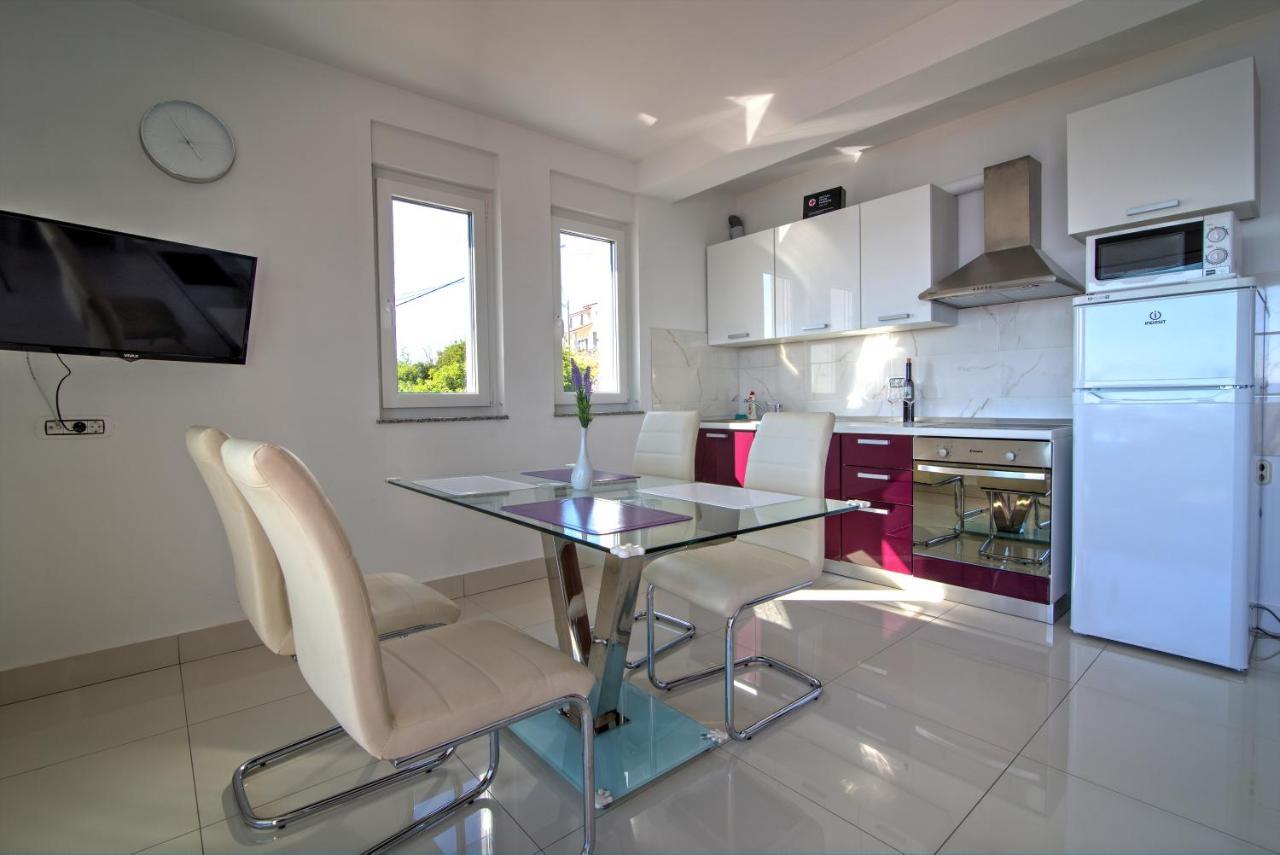 Apartments Maris Senj 2 Екстериор снимка